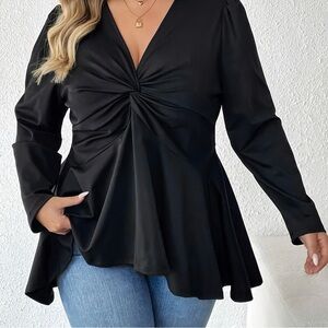Black Twist Front V-Neck Long Sleeve Top XL 1X Stretch High Low Hem